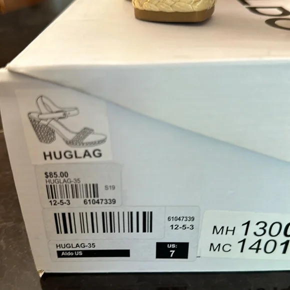 Aldo Huglag Wicker heels. LIKE NEW Size 7 - Picture 9 of 9